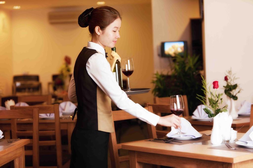 Ttc Hotel - Tan Binh Ho Chi Minh-stad Buitenkant foto
