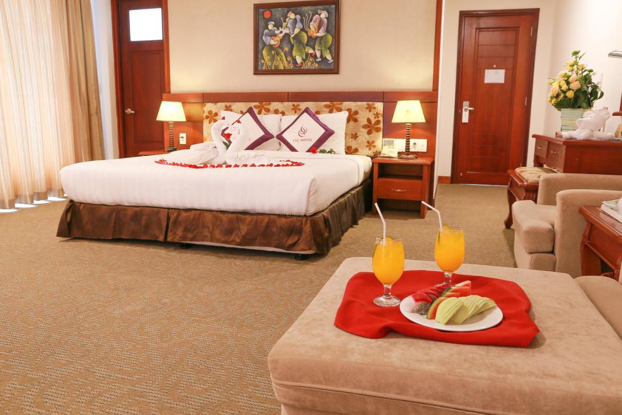 Ttc Hotel - Tan Binh Ho Chi Minh-stad Buitenkant foto
