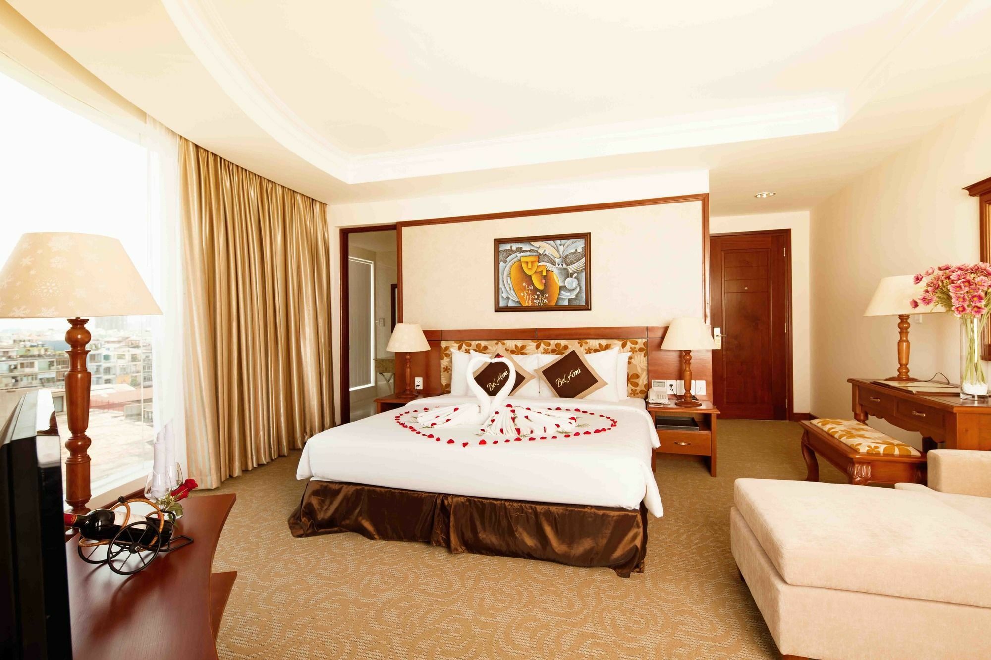 Ttc Hotel - Tan Binh Ho Chi Minh-stad Buitenkant foto