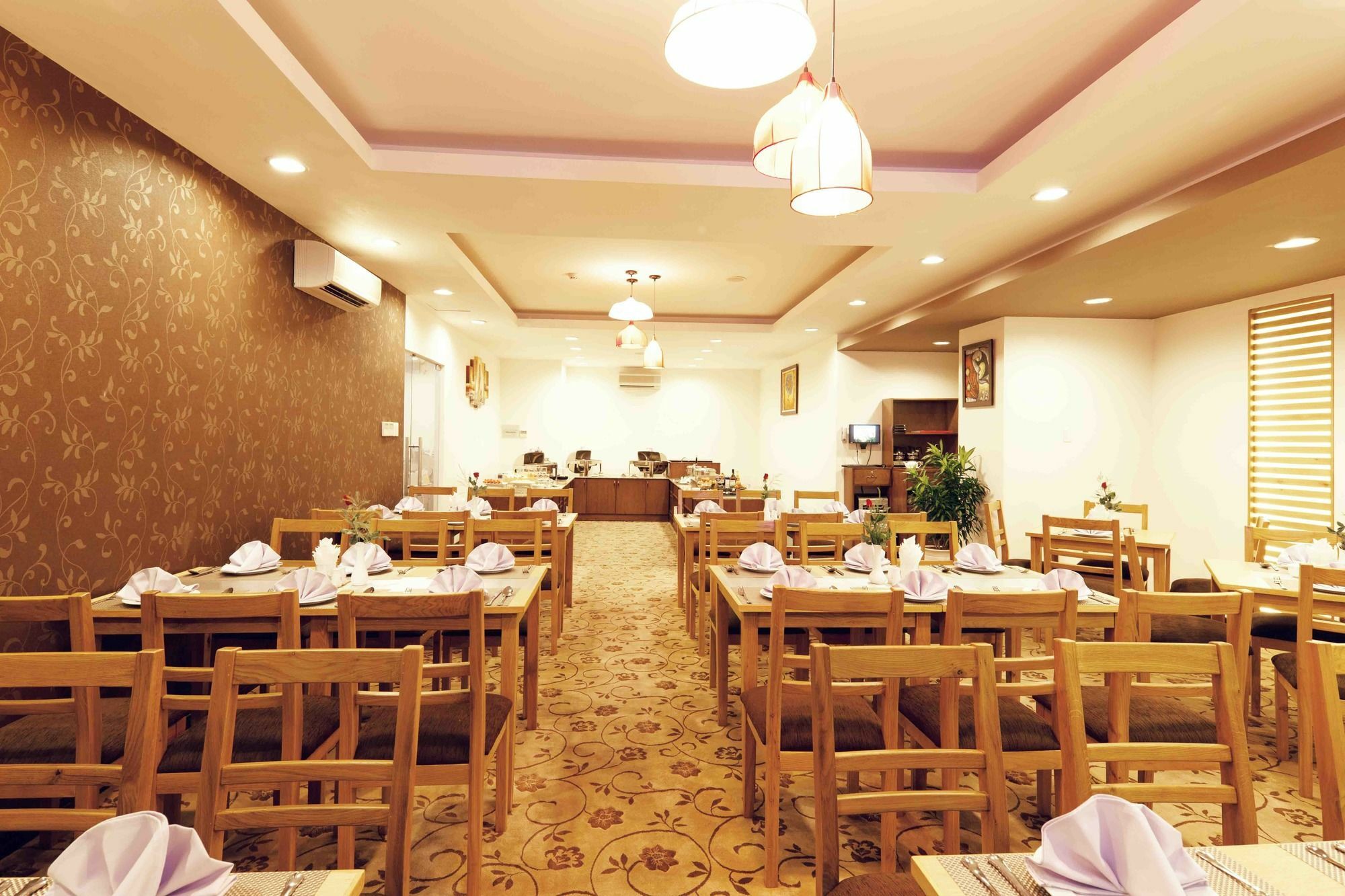 Ttc Hotel - Tan Binh Ho Chi Minh-stad Buitenkant foto